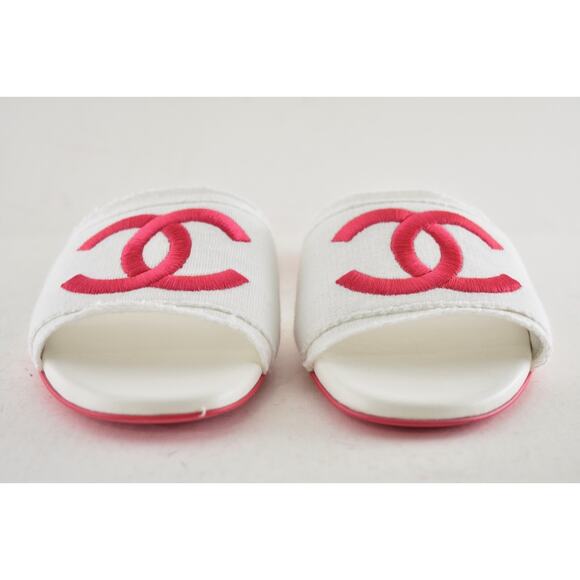 Chanel 24C White Fuchsia Pink CC Logo Fabric Knit Mule Slide Slip On Sandal 40.5 - Picture 7 of 15
